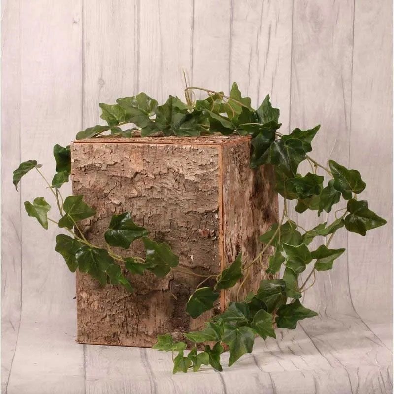 Ivy garland